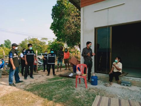 ลงพื้นที่ให้ความรู้ตามมาตรการป้องกันการแพร่ระบาดโควิด-19