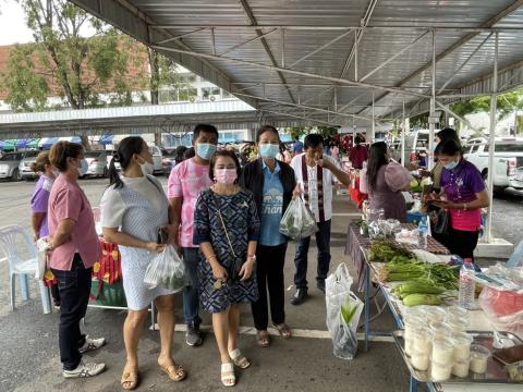 ร่วมอุดหนุนตลาดนัดถนนคนเดิน หน้าที่ว่าการอำเภอลำปลายมาศ