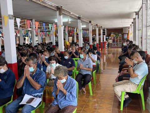 ทำบุญถวายเพลพระสงฆ์ ณ วัดศรีสวัสดิ์