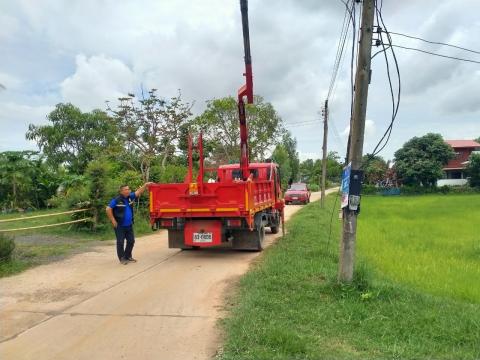 ซ่อมไฟฟ้าแสงสว่างสาธารณะ ในเขตพื้นที่ อบต.ตำบลแสลงพัน