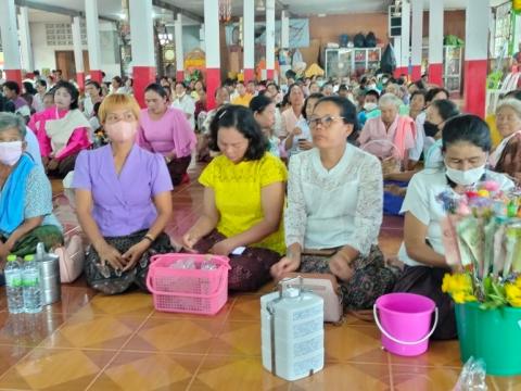 กิจกรรมสืบสานงานประเพณีอีสานการสวดมนต์หมู่ทำนองสรภัญญะ