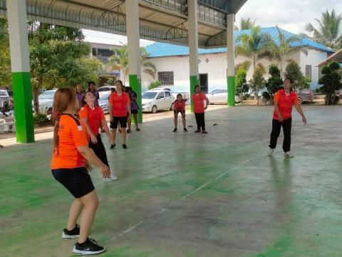 กีฬาสานสัมพันธ์ระหว่าง อบต.แสลงพัน กับชาวบ้าน บ้านบุขี้เหล็ก