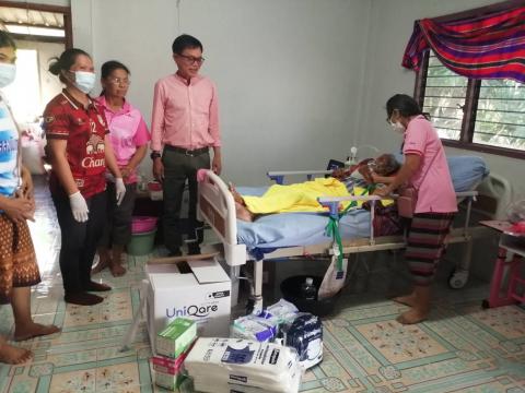 ลงพื้นที่เยี่ยมผู้ป่วยติดเตียงในตำบลแสลงพัน